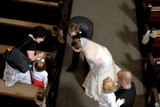 Michigan wedding photojournalist provides tons of wedding day tips